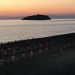 Parco Corallo Di Fronte Al Mare Lägenhet