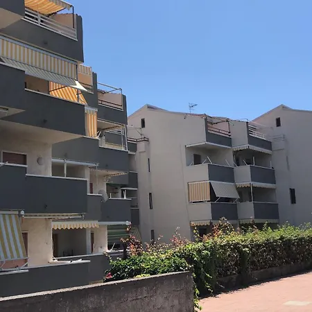 شقة Parco Corallo Di Fronte Al Mare *